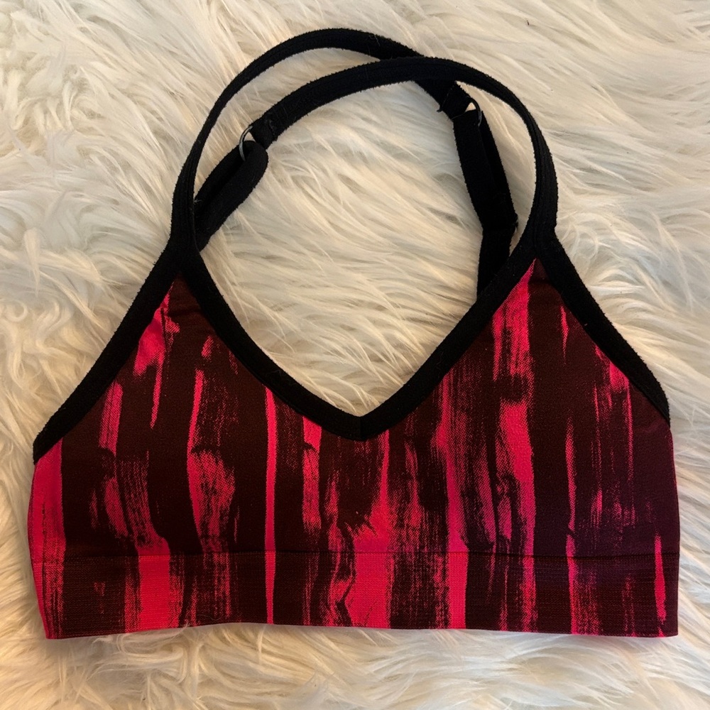 MPG Dynamic Red and Black Sports Bra